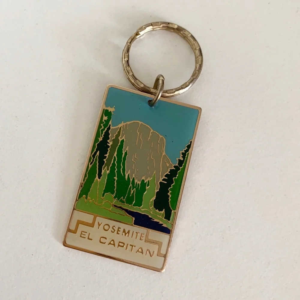 Vintage 90’s Yosemite key chain